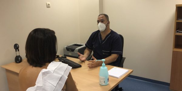 Consulta en el servicio de Coloproctología de Hospitales Universitarios San Roque