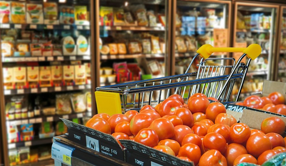 Productos frescos en un supermercado de las islas