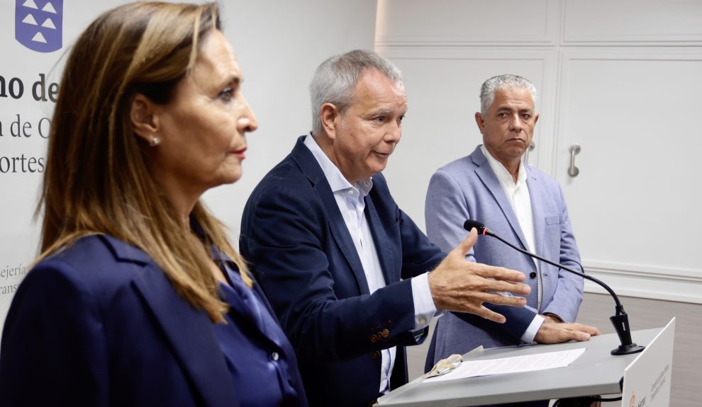 Chano Franquis, María del Carmen Rosario y Tomás Pérez en una comparecencia de prensa.