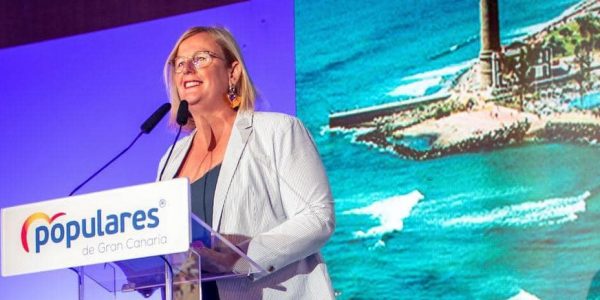 Elena Álamo, concejal de PP-AV en San Bartolomé de Tirajana