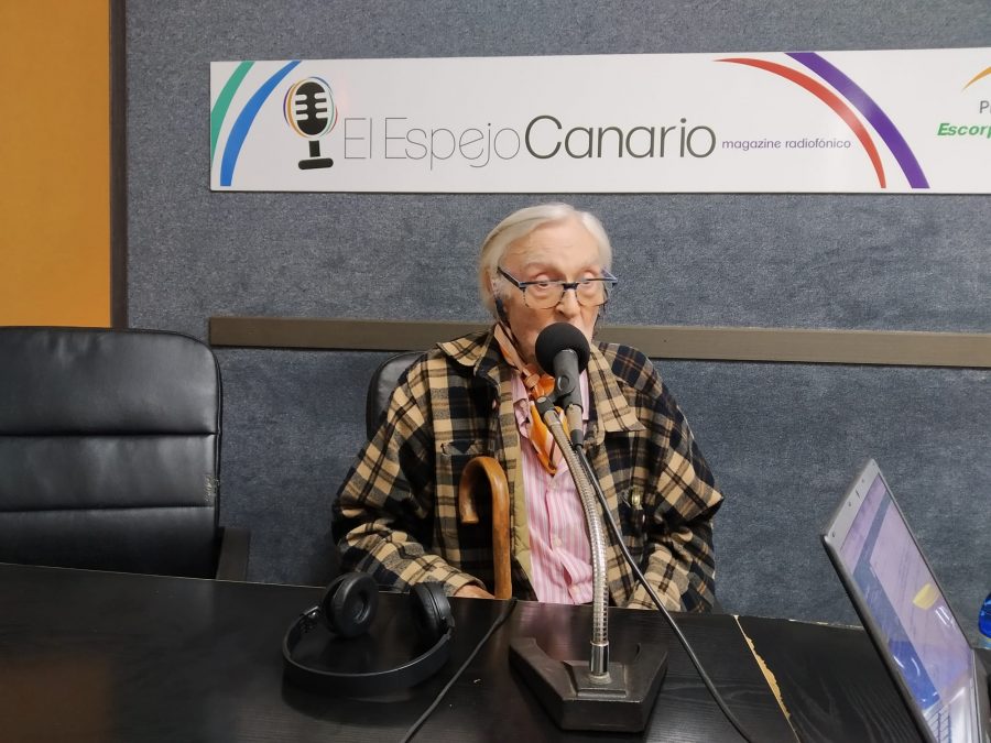 Pepe Dámaso en los estudios de El Espejo Canario Pepe Dámaso en los estudios de El Espejo Canario