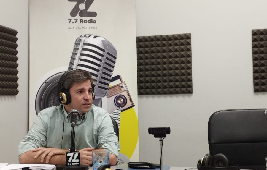 Ruymán Santana en los estudios de El Espejo Canario