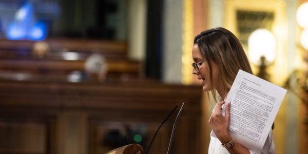 La diputada María fFernández en el Congreso