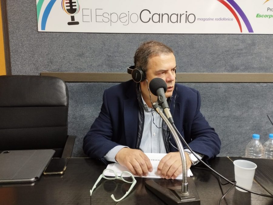 José Juan Ramos, presidente de Fedeport, en los estudios de El Espejo Canario José Juan Ramos, presidente de Fedeport, en los estudios de El Espejo Canario