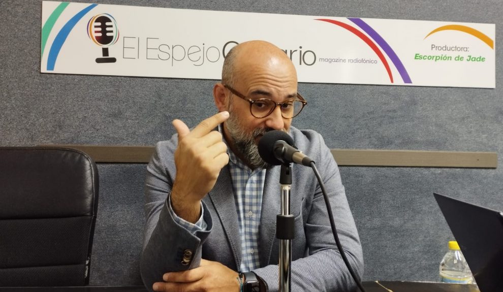 Aridany Romero en los estudios de El Espejo Canario