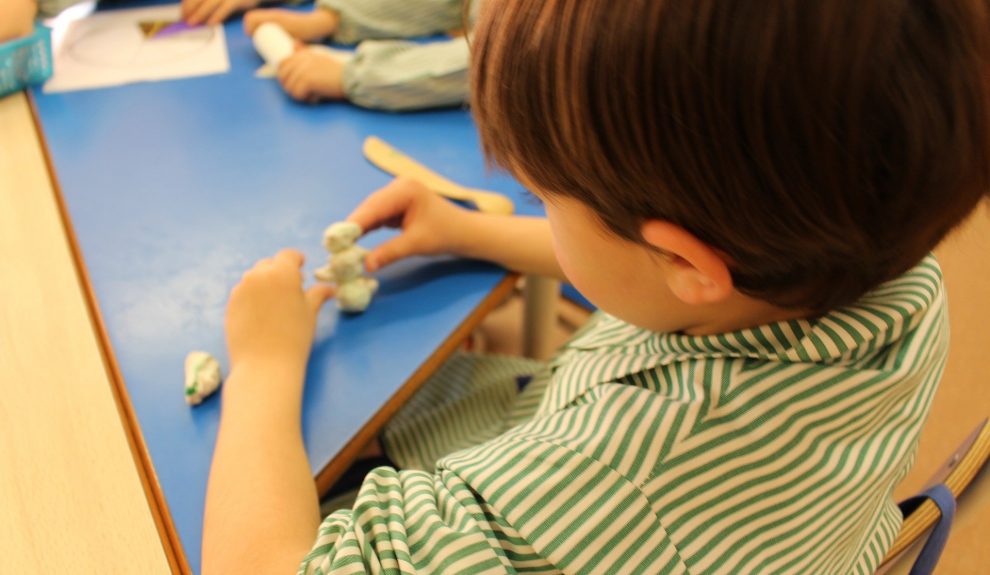 El paro en el transporte escolar podría afectar a unos 40.000 menores