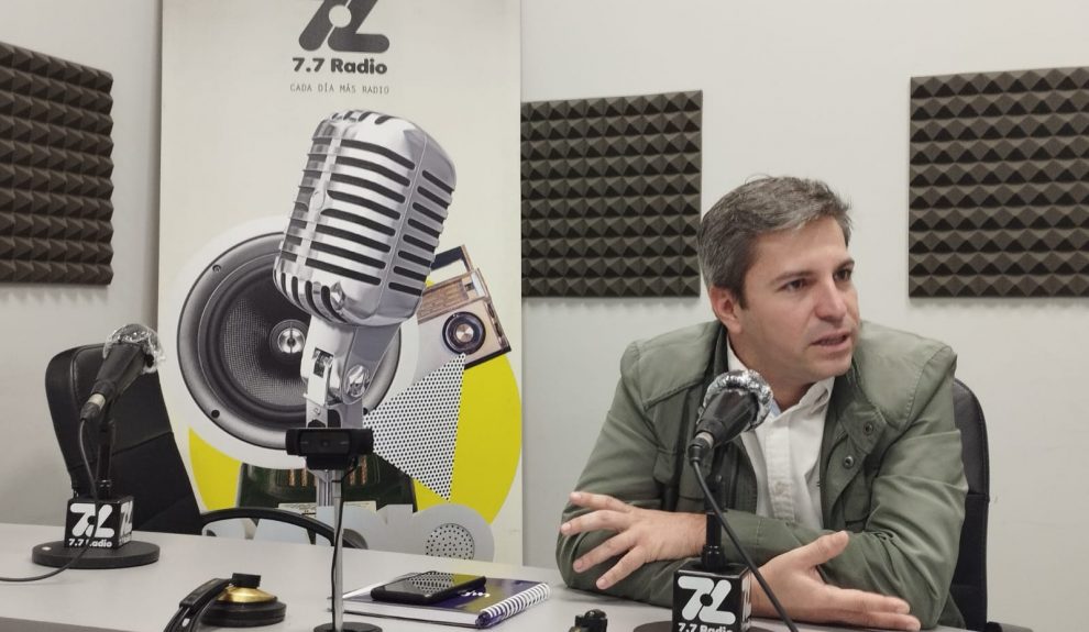 Ruymán Santana en los estudios de El Espejo Canario