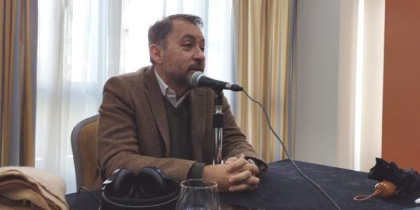 José Manuel Bermúdez en los estudios de El Espejo Canario en el Hotel Silken Atlántida