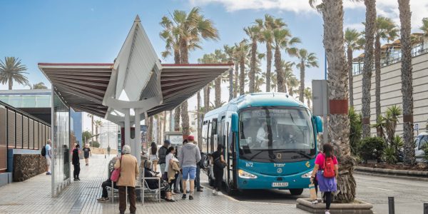 Parada de Global en la zona del Auditorio en Las Palmas de Gran Canaria