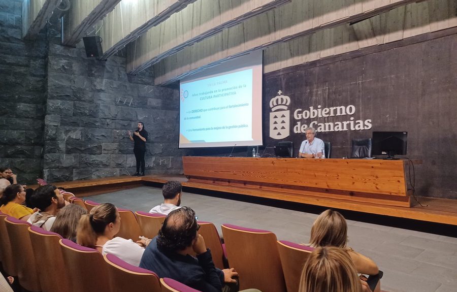 Azucuahe del Rosario en unas jornadas sobre La Palma | Foto: Gobierno de Canarias