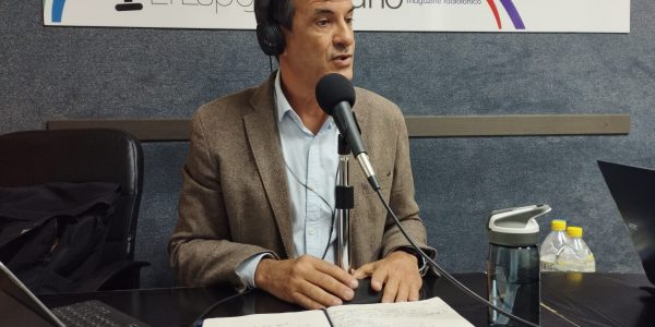 José Juan Lorenzo en los estudios de El Espejo Canario