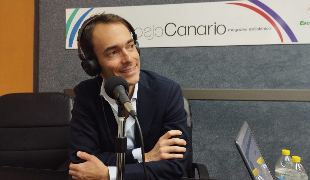Germán Carlos Suárez en los estudios de El Espejo Canario