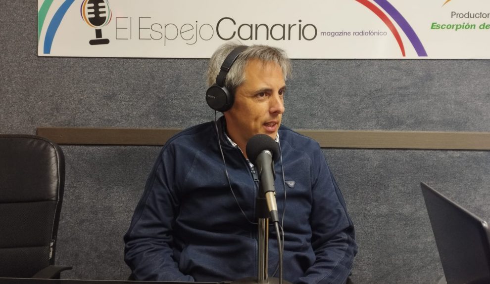 Carlos Navarro, director de Aciisi, en los estudios de El Espejo Canario
