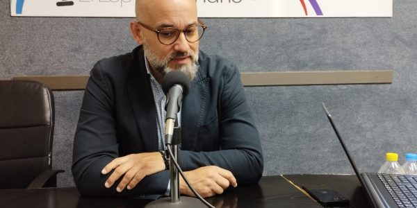 Aridany Romero en los estudios de El Espejo Canario