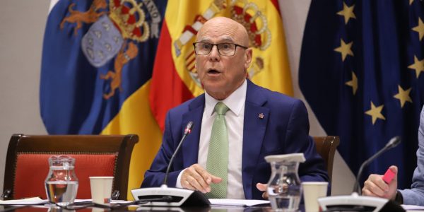 Luis Yanes en la presentación del Informe 2022 | Foto: Diputado del Común