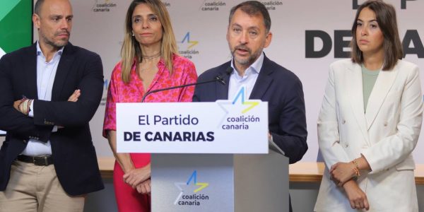 José Manuel Bermúdez (segundo por la derecha) durante una comparecencia de prensa | Foto: CC