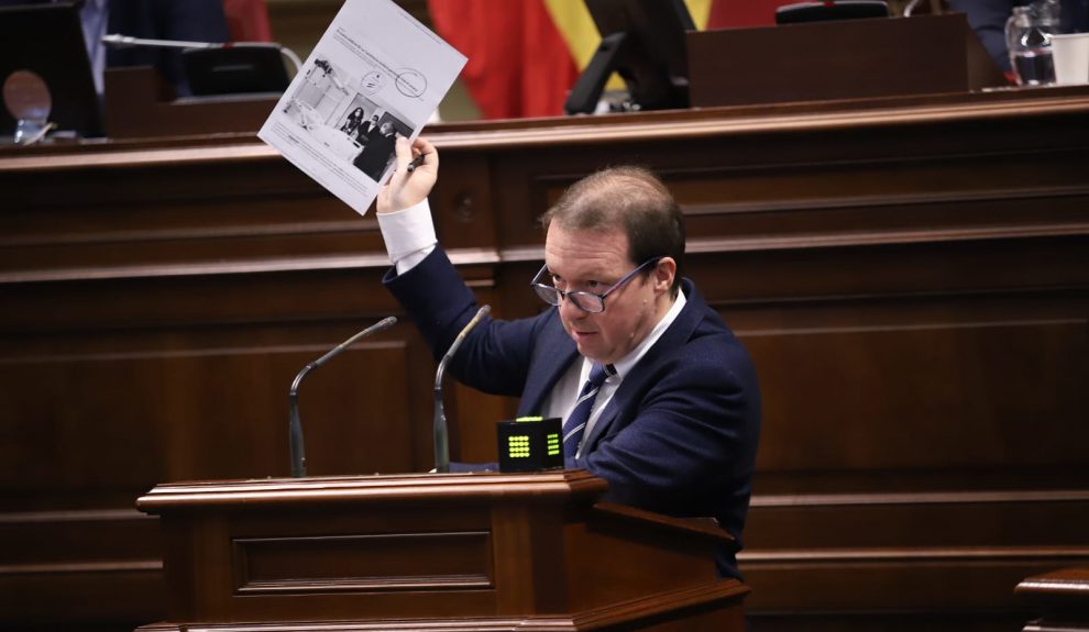 Miguel Ángel Ponce en el Parlamento de Canarias | Foto: Parcan