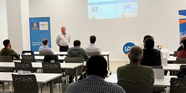 Sesión de la La IAT Marino-marítima | Foto: Infopuertos