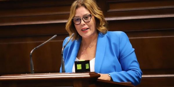 Astrid Pérez durante una sesión parlamentaria | Foto: PP