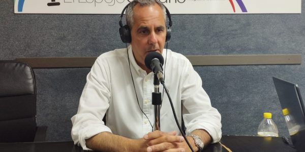 Miguel Jorge Blanco en los estudios de El Espejo Canario