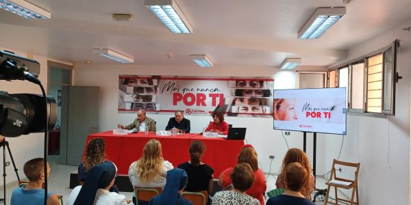 Presentación de la memoria institucional de Cáritas