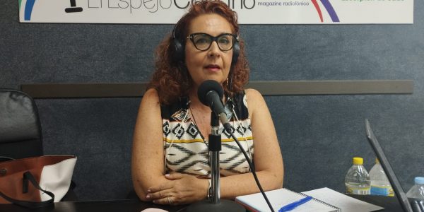 María del Mar Arévalo en los estudios de El Espejo Canario