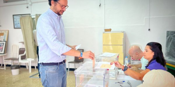 Sergio Ramos depositando su voto el pasado 23 de julio | Foto: PP