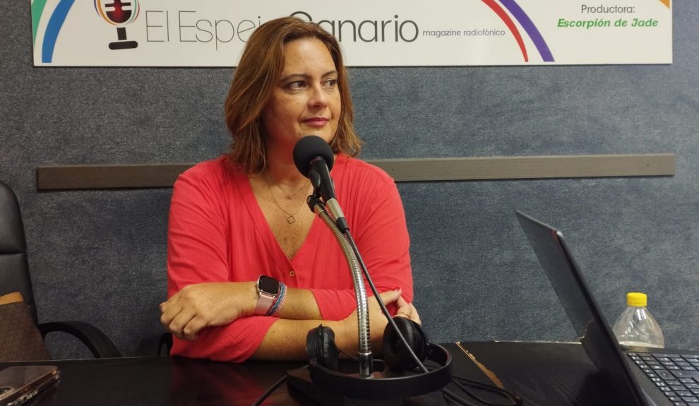 Beatriz Calzada en los estudios de El Espejo Canario