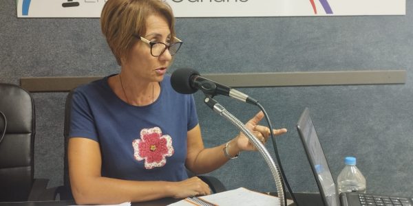 Onalia Bueno en los estudios de El Espejo Canario