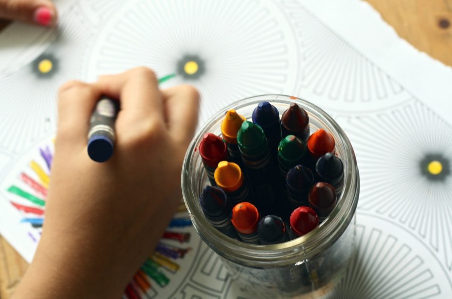 La Consejería de Educación ha decidido ubicar en la escuela privada a las 1.196 nuevas plazas de cero a tres años ante el retraso en las obras de los centros públicos | Foto: Pixabay La Consejería de Educación ha decidido ubicar en la escuela privada a las 1.196 nuevas plazas de cero a tres años ante el retraso en las obras de los centros públicos | Foto: Pixabay
