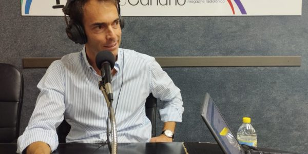 Germán Carlos Suárez en los estudios de El Espejo Canario