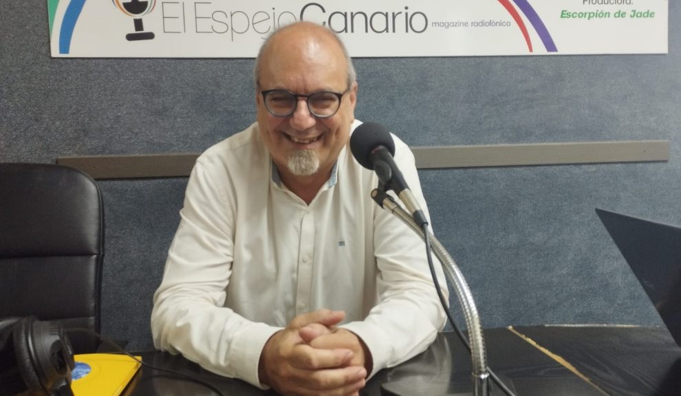 Miguel Ángel Rodríguez, director general de Guaguas Municipales en los estudios de El Espejo Canario