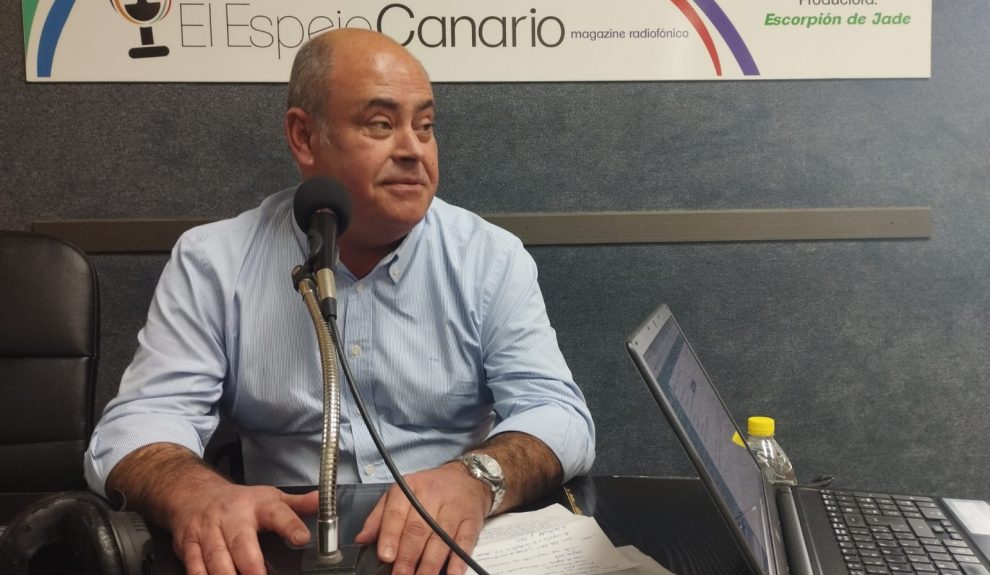 Virgilio Correa en los estudios de El Espejo Canario