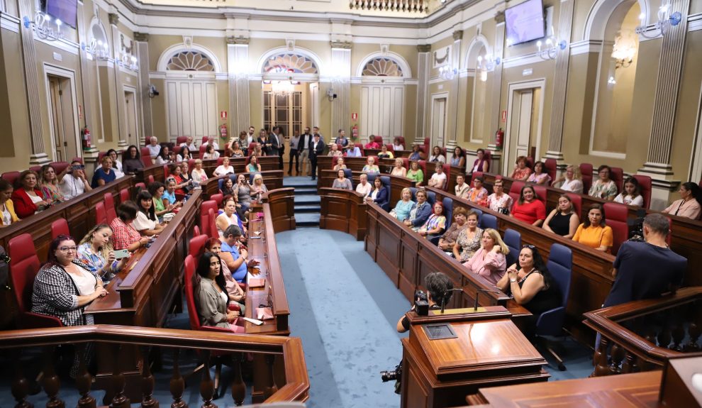 Jornadas sobre las mujeres rurales en el Parlamento de Canarias