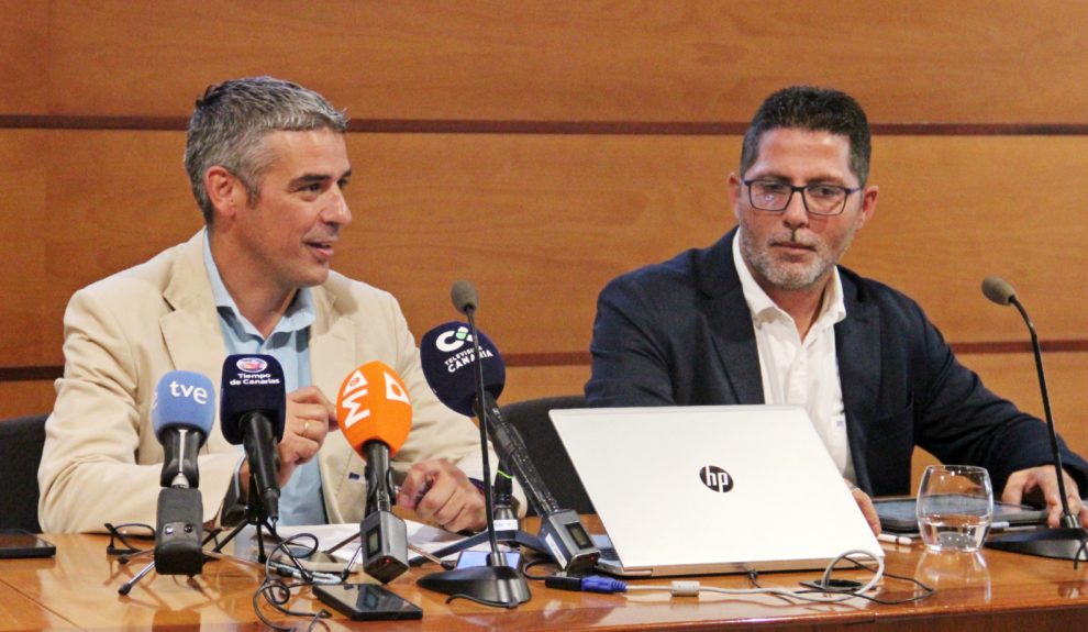 Andrés Díaz Matoso junto a Narvay Quintero | Foto: Gobierno de Canarias