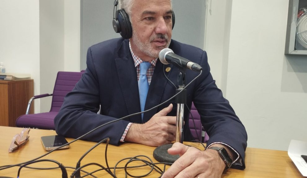 Lluis Serra Majem en los estudios de El Espejo Canario en la ULPGC