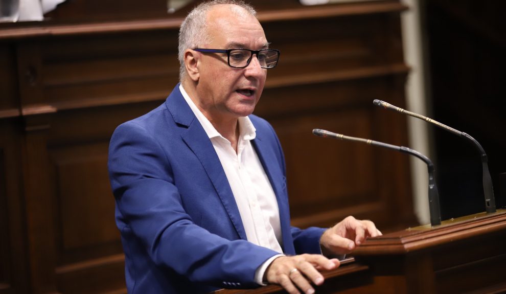 Luis Campos | Foto: Parlamento de Canarias