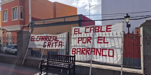 Protesta de los vecinos de Carrizal contra el tendido eléctrico | Foto: Plataforma de Justicia Social