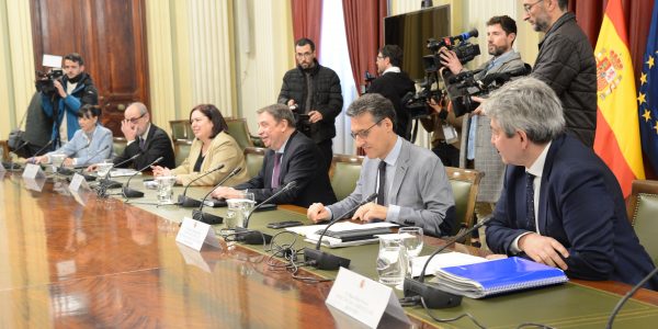 Luis Plana reunido con las organizaciones profesionales agrarias | Foto: Ministerio de Agricultura, Pesca y Alimentación