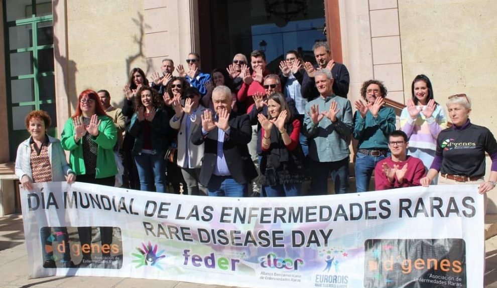 Concentración por el Día de las Enfermedades raras | Foto: Asociación D'Genes