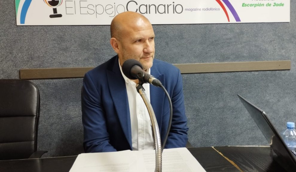 Gersán Murcia en los estudios de El Espejo Canario