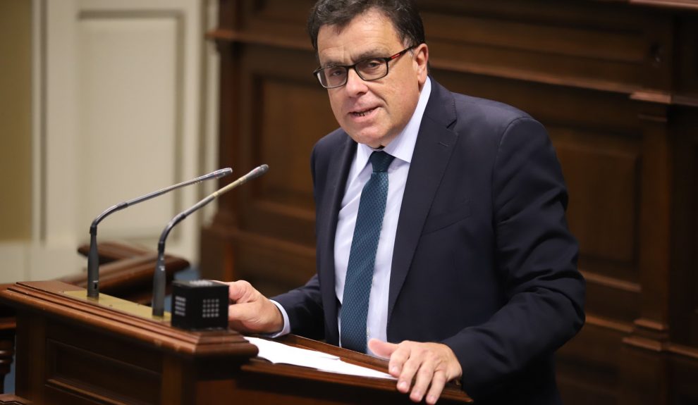 Manuel Miranda, en una comparecencia en el Parlamento de Canarias | Foto: Gobierno de Canarias