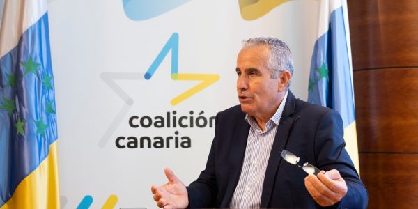 Mario Cabrera durante una conferencia de prensa | Foto: Coalición Canaria