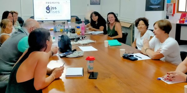 Reunión del proyecto 'Ojos grises' | Foto: Tribarte