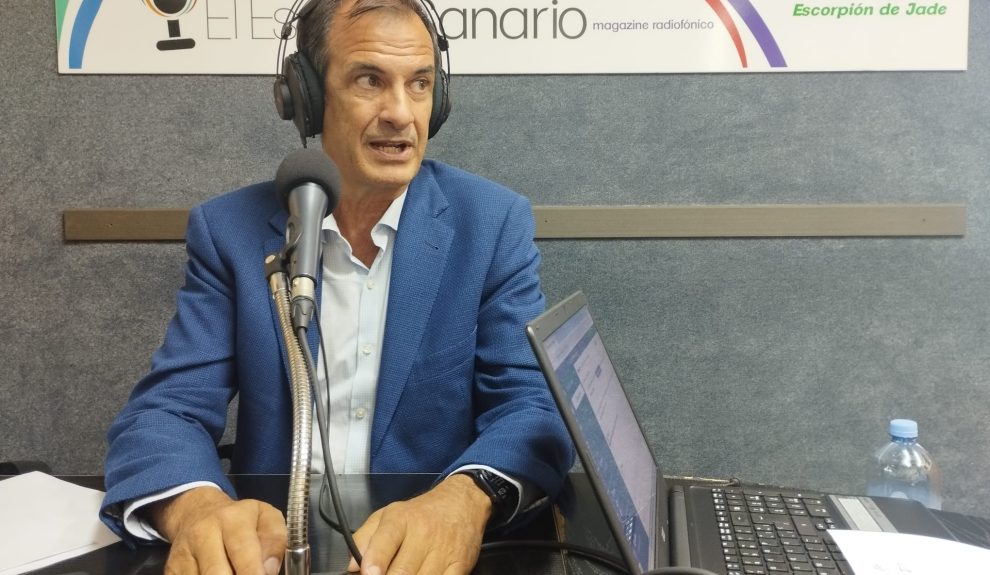 José Juan Lorenzo en los estudios de El Espejo Canario