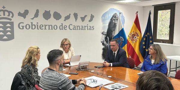 Reunión del proyecto de Enfermería Escolar | Foto: Gobierno de Canarias