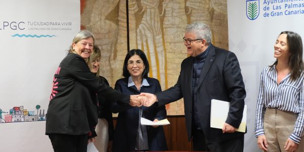 Firma del acuerdo entre Las Palmas de Gran Canaria, Emalsa y Plocan | Foto: Ayuntamiento de Las Palmas de Gran Canaria