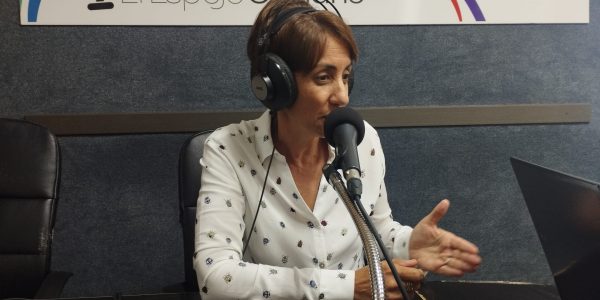 Onalia Bueno en los estudios de El Espejo Canario