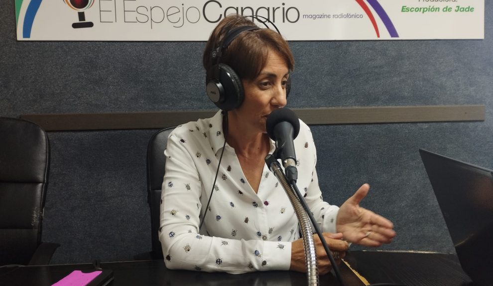 Onalia Bueno en los estudios de El Espejo Canario