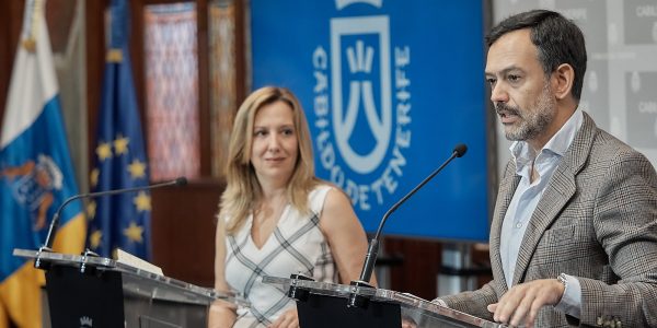 Rosa Dávila y Lope Afonso en una comparecencia de prensa | Foto: Cabildo de Tenerife